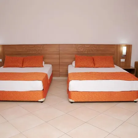 Gunes House Отель