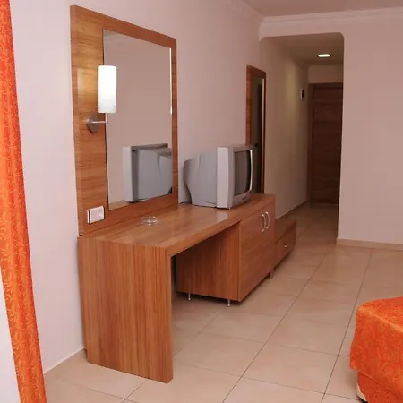 Gunes House 2* Алания