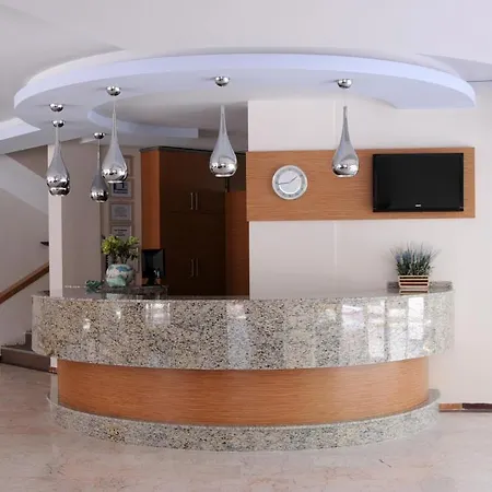 Gunes House Отель 2*